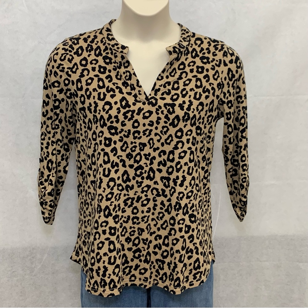 Niloufo cheetah print top